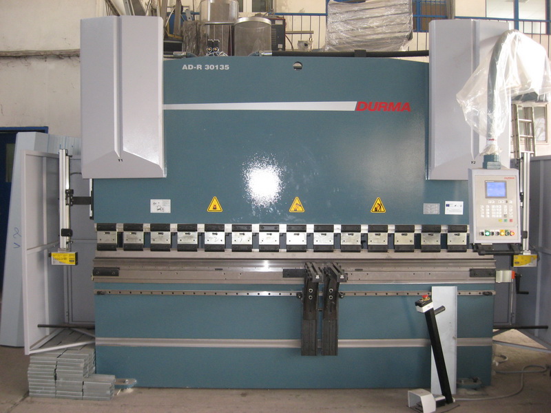 CNC       DURMA AD-R 30135